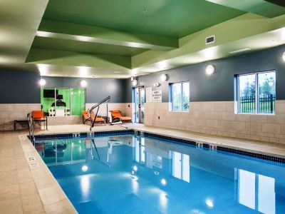 Express & Lancaster East - By Ihg Strasburg