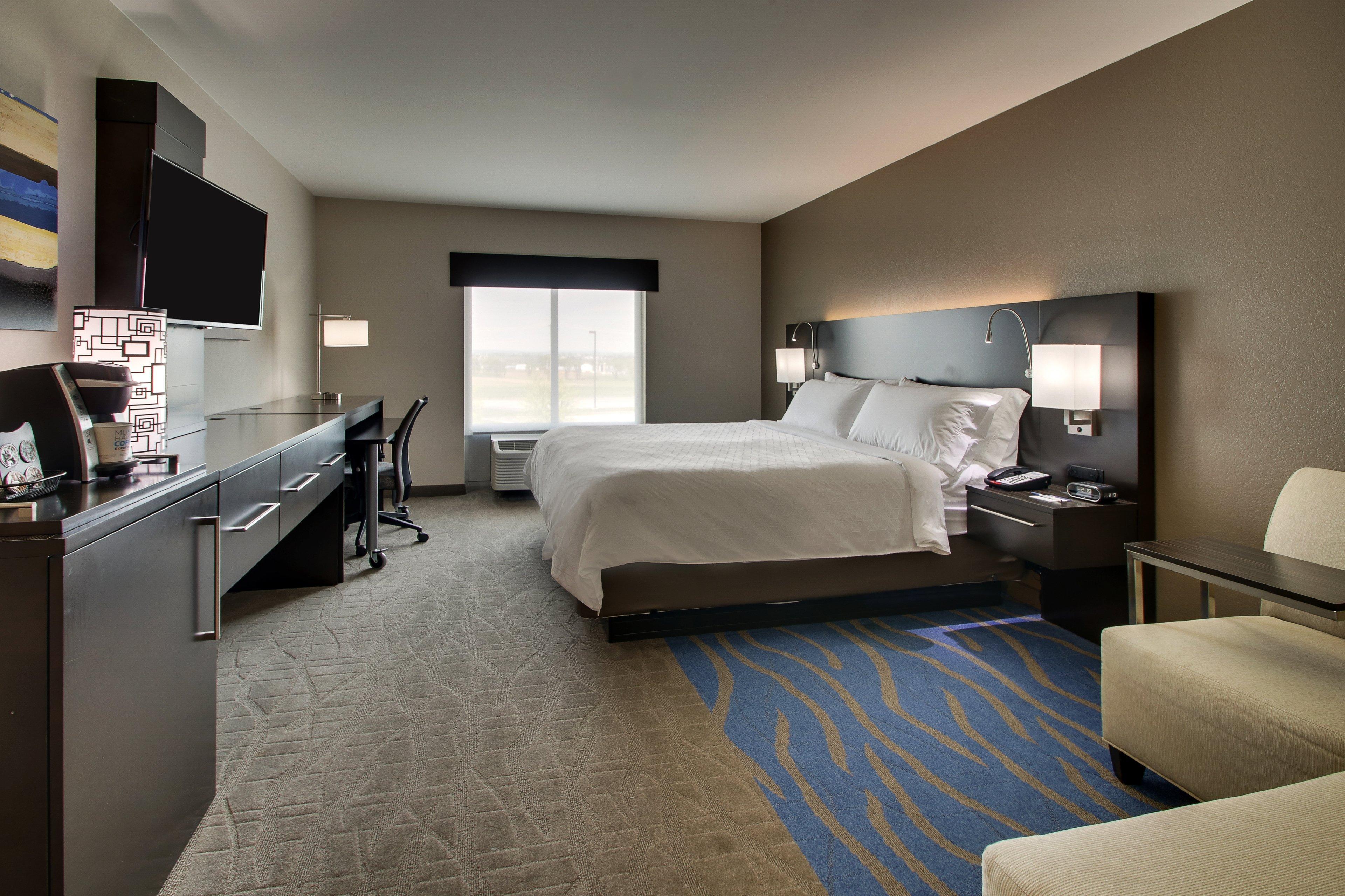 Express & Lancaster East - By Ihg 3*